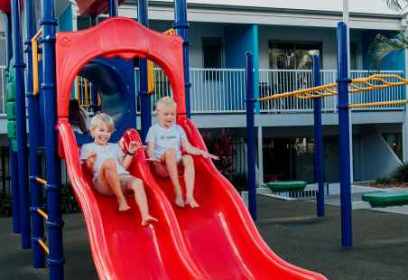 Kids will love our junior undercover playground, fitted with a double slide, monkey bars and firemans' pole