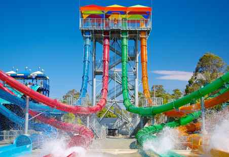 Wet n Wild Gold Coast is located a short 27km from Nobby Beach Holiday Village